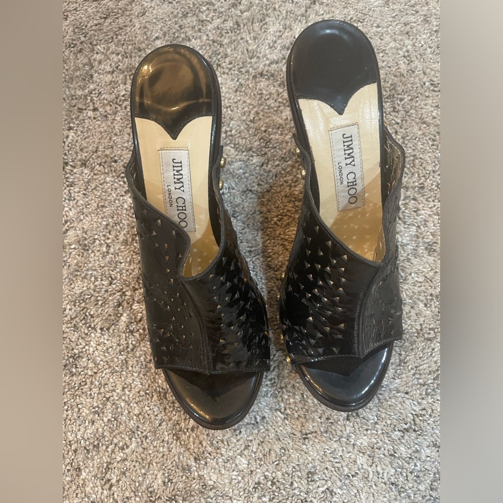Jimmy Choo Black Patent leather peep toe Size 8